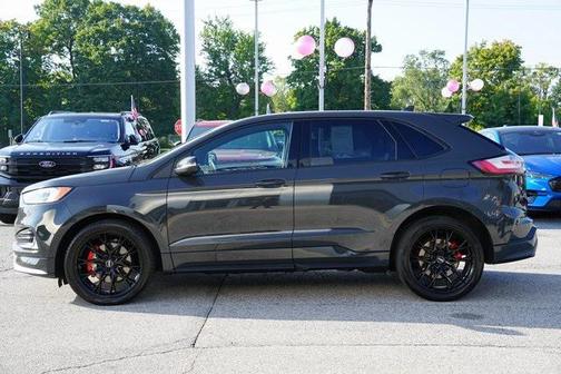 2021 Ford Edge ST