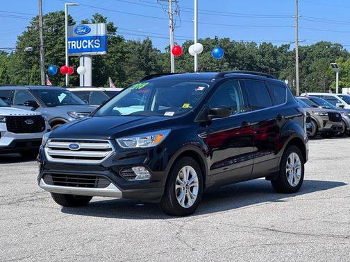 Shadow Black 2018 Ford Escape SE