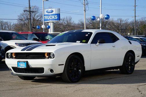 2020 Dodge Challenger SXT
