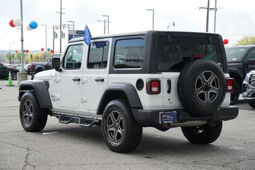 Bright White Clearcoat 2018 Jeep Wrangler Unlimited Sport
