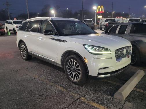 2023 Lincoln Aviator Standard AWD