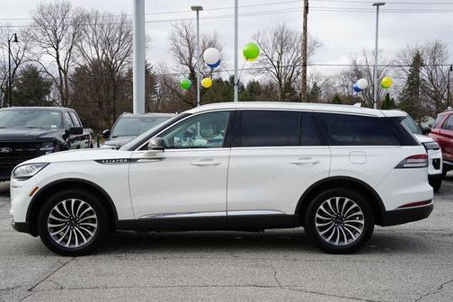 2023 Lincoln Aviator Standard AWD