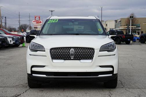 2023 Lincoln Aviator Standard AWD