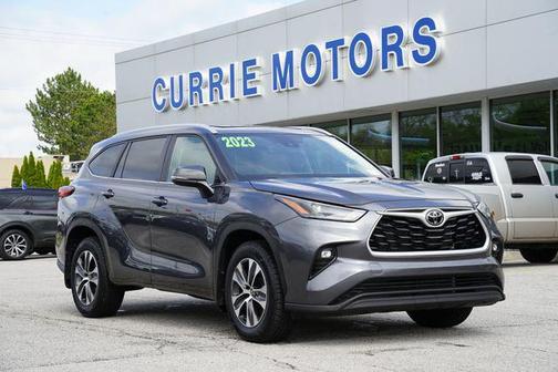 Magnetic Gray Metallic 2023 Toyota Highlander XLE