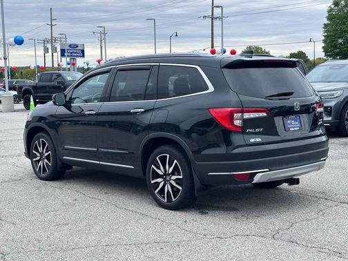 Black Forest Pearl 2020 Honda Pilot AWD Elite
