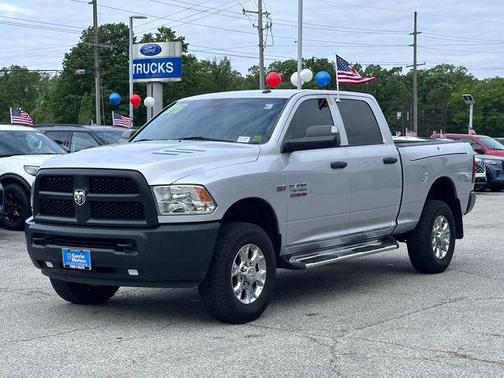 Bright Silver Metallic Clearcoat 2016 RAM 2500 Tradesman