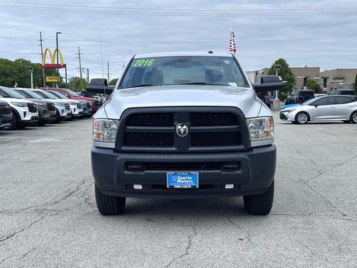 Bright Silver Metallic Clearcoat 2016 RAM 2500 Tradesman