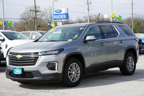 2023 Chevrolet Traverse LT Leather