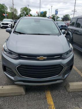 Satin Steel Metallic 2020 Chevrolet Trax LT