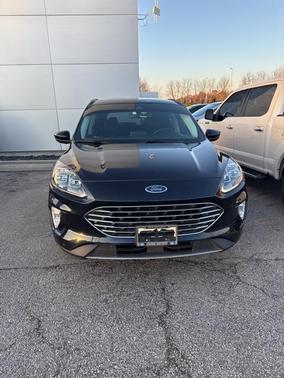 2021 Ford Escape Titanium