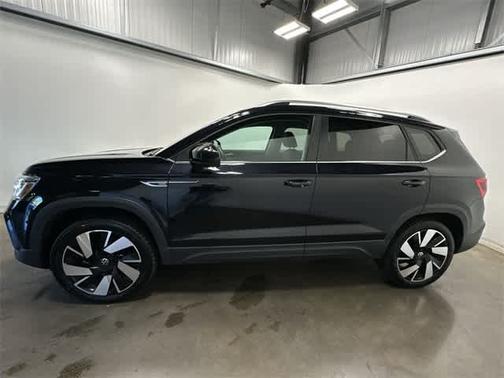 2024 Volkswagen Taos 1.5T SEL