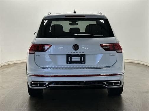 2022 Volkswagen Tiguan 2.0T SEL R-Line