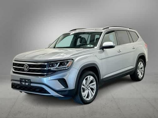 Pyrite Silver Metallic 2023 Volkswagen Atlas 3.6 SE w/ Technology