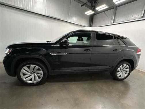 2022 Volkswagen Atlas Cross Sport 3.6 V6 SE w/ Technology