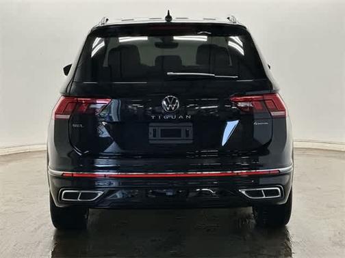 2022 Volkswagen Tiguan 2.0T SEL R-Line