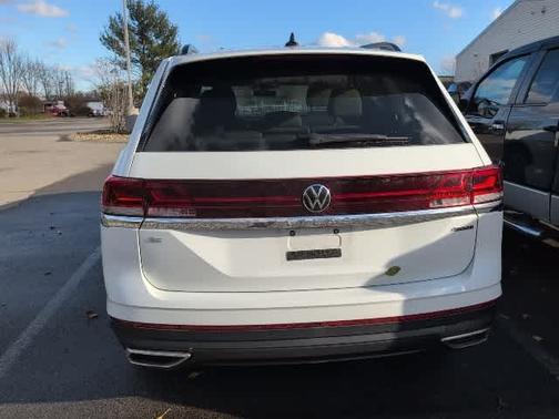 2025 Volkswagen Atlas 2.0T SE