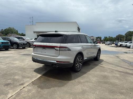2025 Lincoln Aviator RESERVE