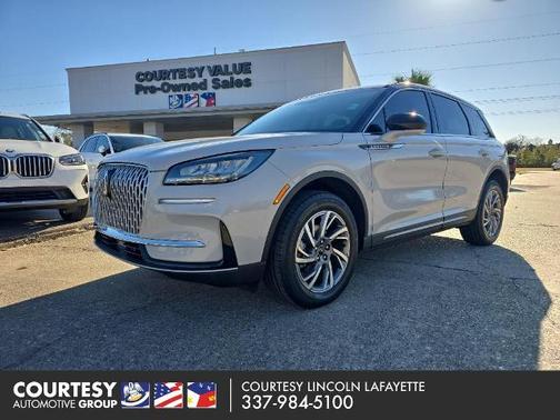 2023 Lincoln Corsair STANDARD