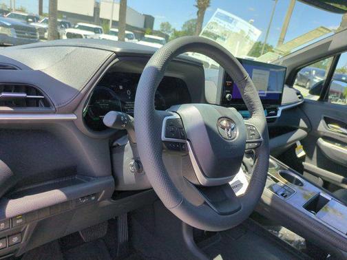 Midnight Black Metallic 2026 Toyota Sienna Limited