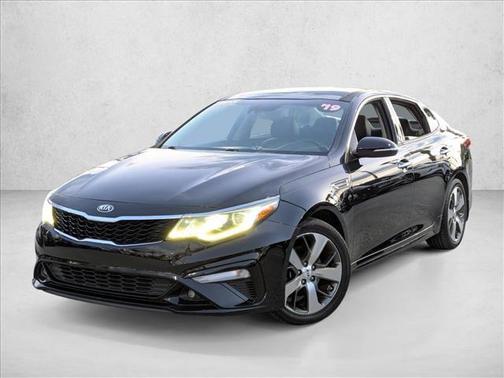 2019 Kia Optima S