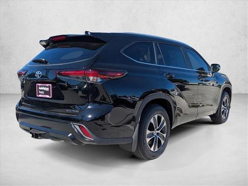 2026 Toyota Highlander XLE