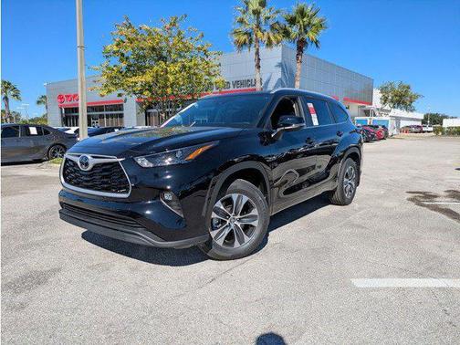 2026 Toyota Highlander XLE