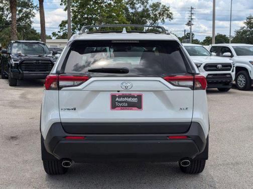 2025 Toyota RAV4 XLE Premium