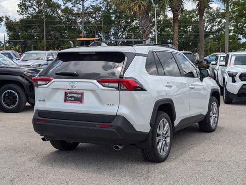 2025 Toyota RAV4 XLE Premium