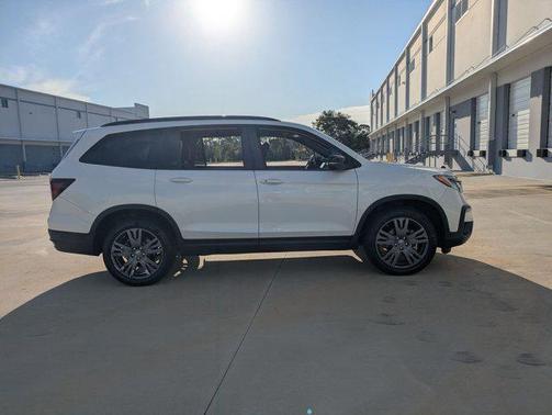 2022 Honda Pilot AWD Sport