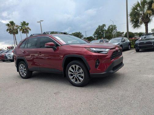 2025 Toyota RAV4 XLE Premium