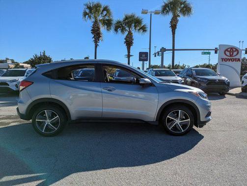 2022 Honda HR-V EX