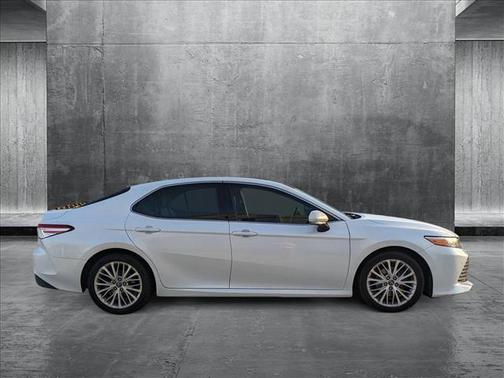 2018 Toyota Camry XLE