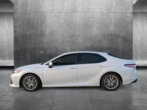2018 Toyota Camry XLE