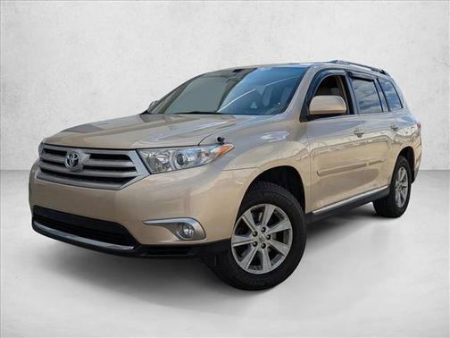 2013 Toyota Highlander SE