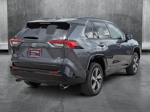 2025 Toyota RAV4 Hybrid SE