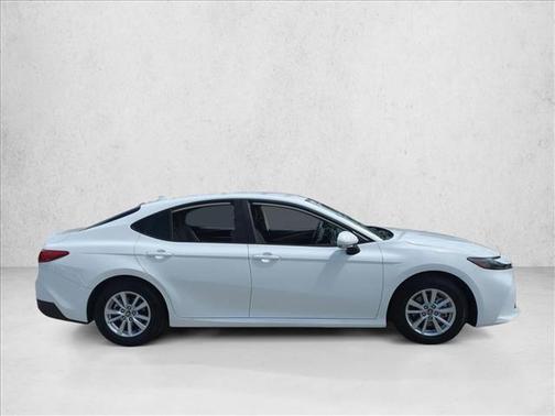 Ice Cap 2025 Toyota Camry LE