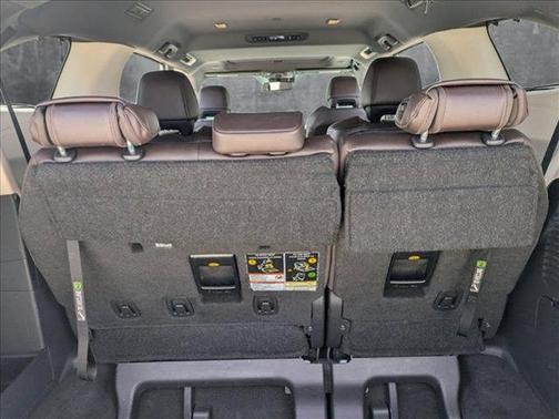 2024 Toyota Sienna Platinum 7 Passenger