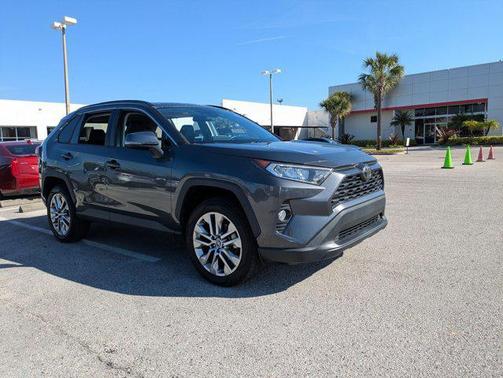 2021 Toyota RAV4 XLE Premium
