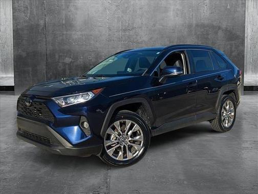 2019 Toyota RAV4 XLE Premium