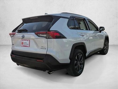 2022 Toyota RAV4 Hybrid XLE Premium
