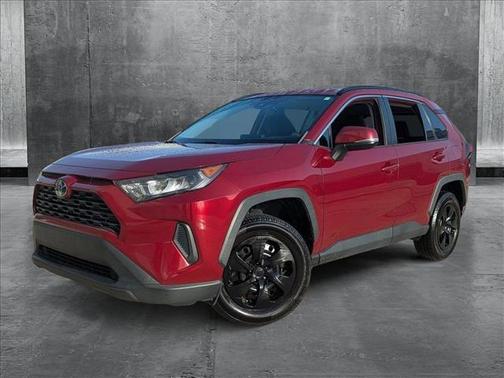 2020 Toyota RAV4 LE
