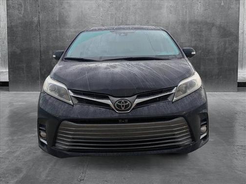 2020 Toyota Sienna Limited Premium