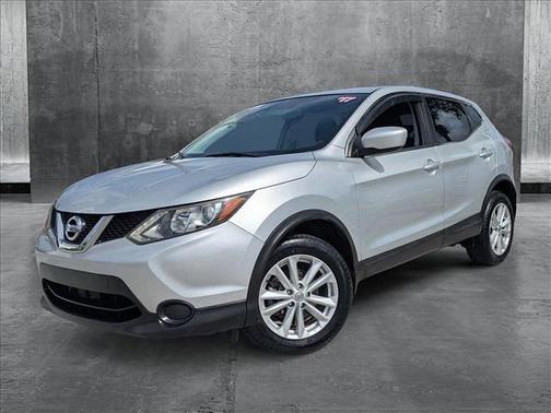 2017 Nissan Rogue Sport S