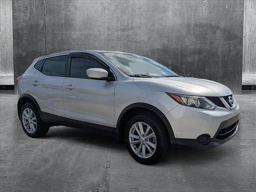 2017 Nissan Rogue Sport S