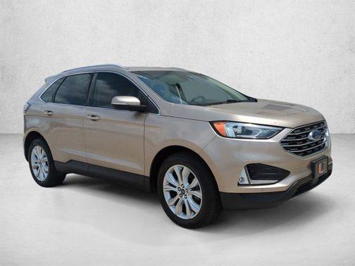 Desert Gold Metallic 2020 Ford Edge Titanium