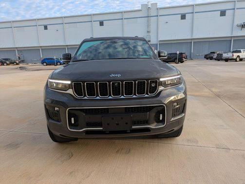 2022 Jeep Grand Cherokee L Overland