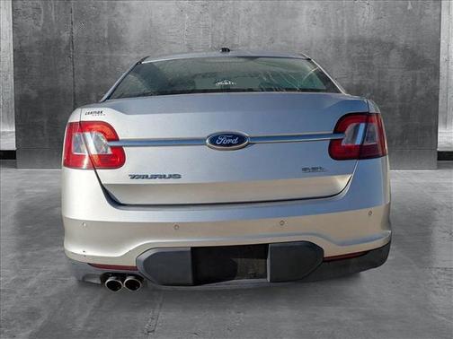 2011 Ford Taurus SEL