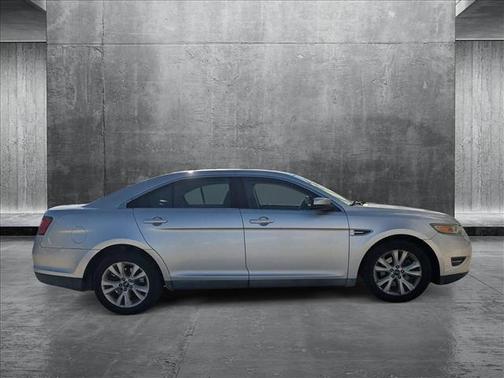 2011 Ford Taurus SEL