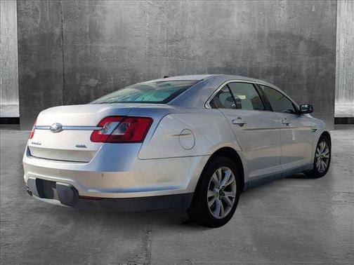2011 Ford Taurus SEL