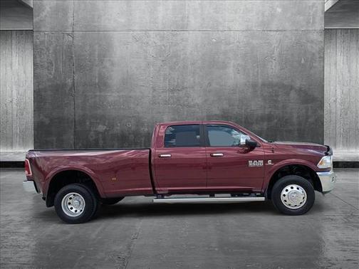 2018 RAM 3500 Laramie Crew Cab 4x4 8' Box